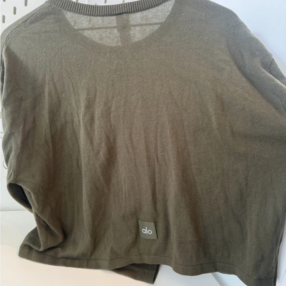 ALO Yoga Olive Crop Cardigan - Picture 7 of 7